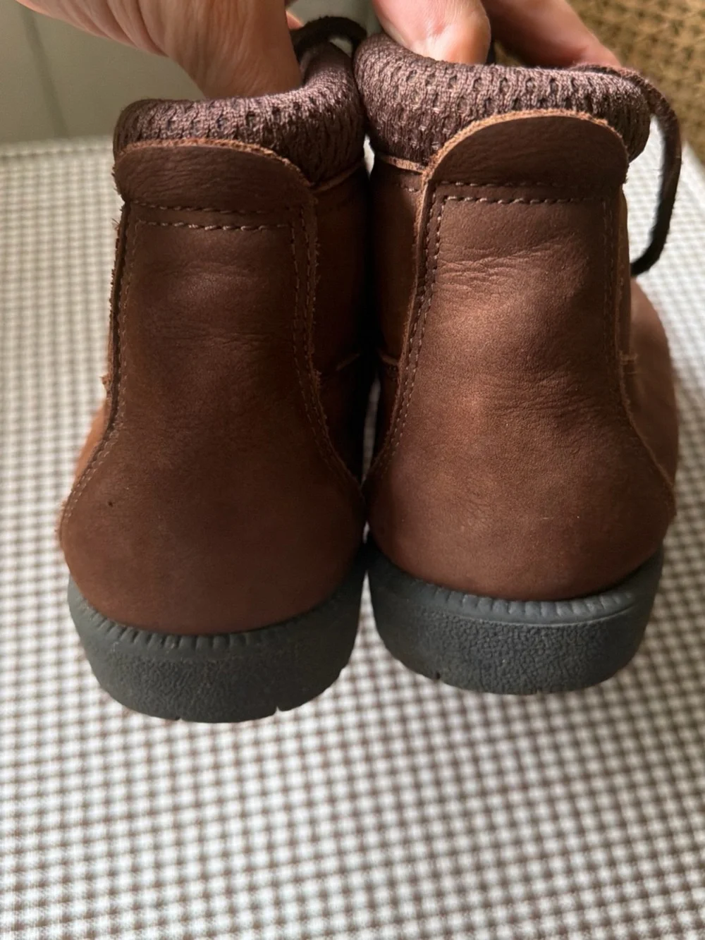 Thom McAn Men's Dark Brown Leather Chukka Boots